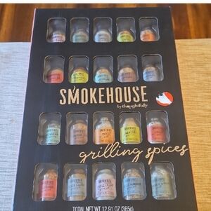 Smoke House Grilling Spices Set - 20 Different Spices.